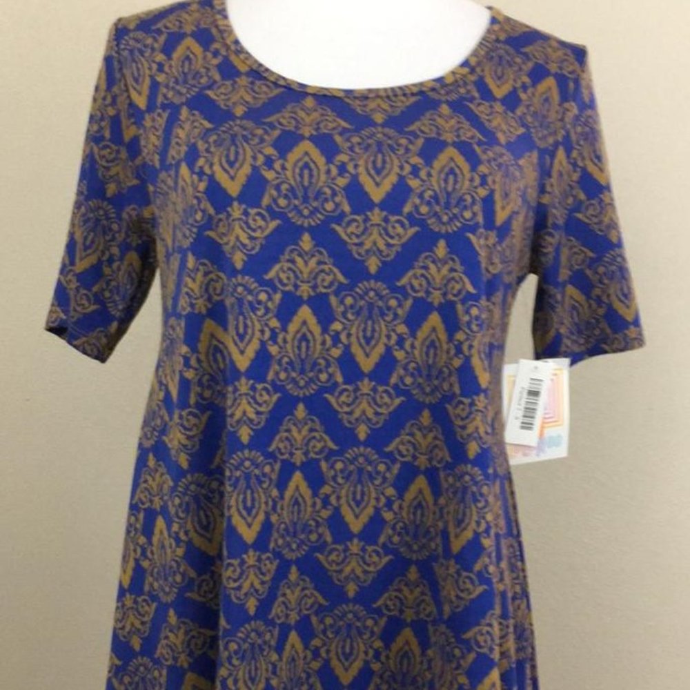 Small Perfect Tee NEW W/TAGS